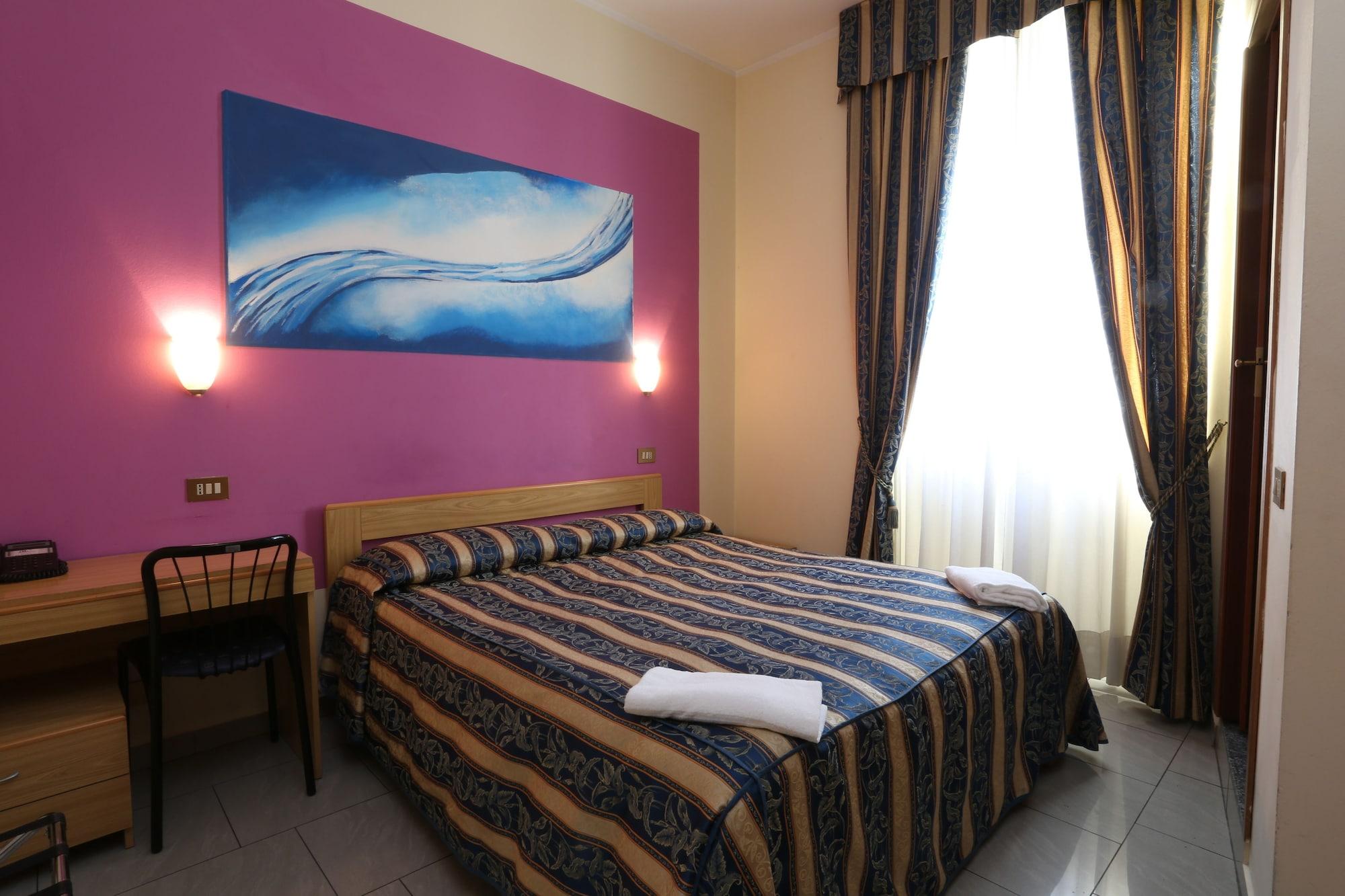 Hotel Loreto Milan Exterior photo